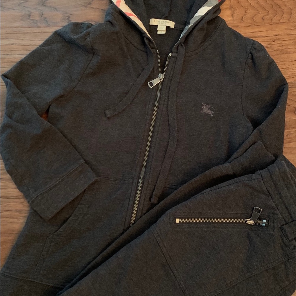 Burberry Women’s Jogger Set